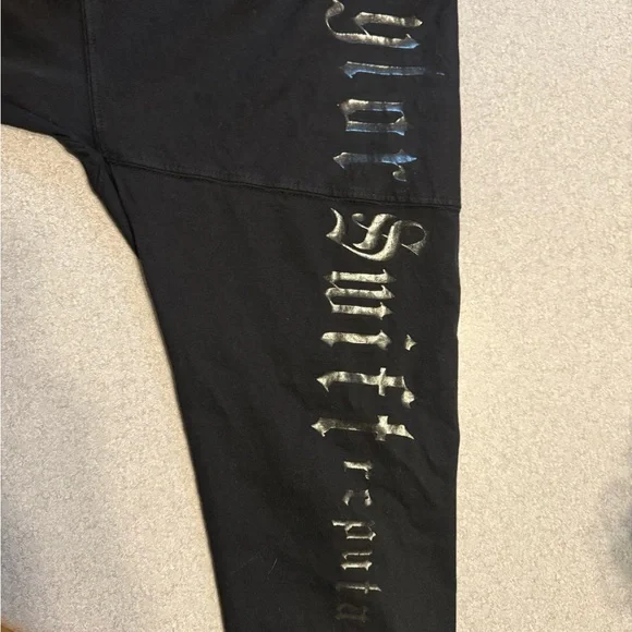 Taylor Swift Reputation Hoodie - Picture 2 of 4